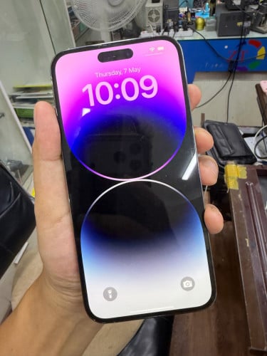 14PM 256GB ZA ស្អាត 585$