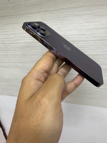 14PM 256GB ZA ស្អាត 585$