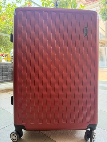 20$ suit case XL size