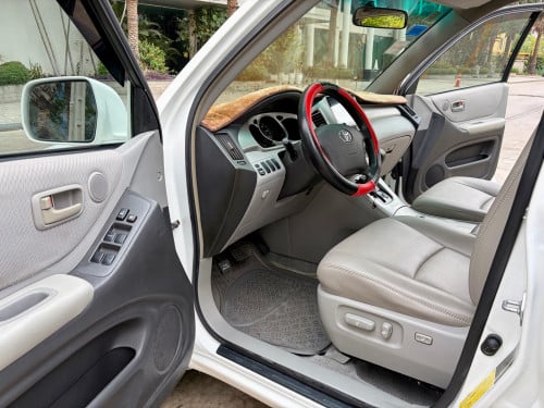 2006 Toyota Highlander V4 កៅអី3ជួរ ម៉ាញែតMC