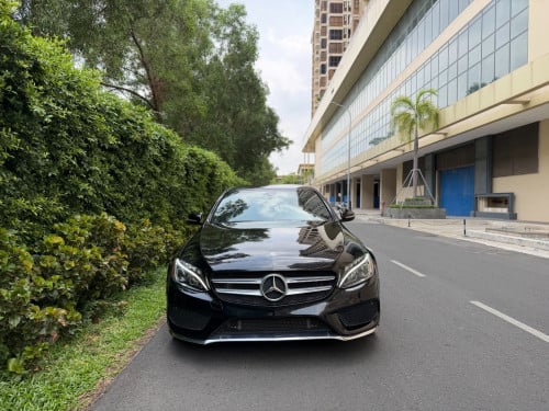 2015 Mercedes-Benz C300 AMG Line