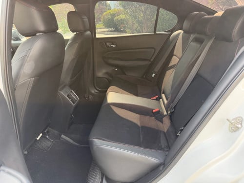 2022 Honda City RS (3ម៉ឺន​km) សោ2គ្រាប់​ ម្ចាស់ដេីម
