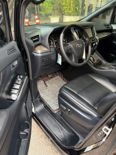 Alphard 018 V6 D.4.S  Executive Lounge ឆ្វេងហ្ស៊ីន ម្ចាស់ដើមទិញថ្មីកេះ