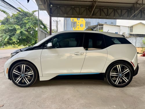 BMW I3 2015 Rex Full Option (សាំង+EV)9ម៉ឺនម៉ាយ