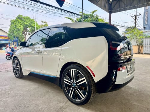 BMW I3 2015 Rex Full Option (សាំង+EV)9ម៉ឺនម៉ាយ