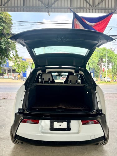 BMW I3 2015 Rex Full Option (សាំង+EV)9ម៉ឺនម៉ាយ