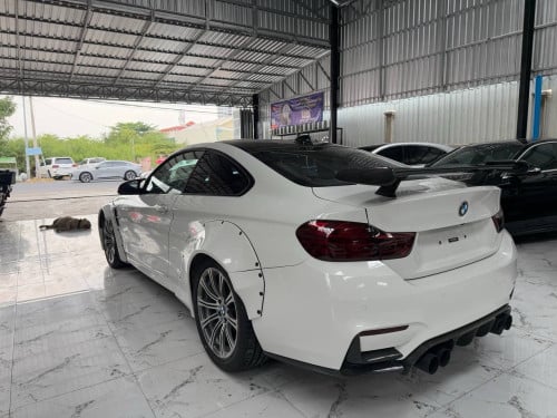 BMW M4