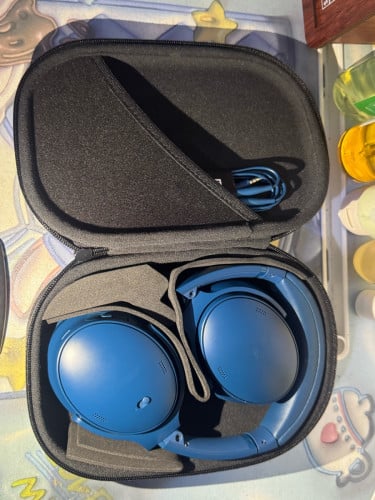 Bose Quietcomfort Handphone មួយទឹកស្អាតដូចថ្មី✅💰 តម្លៃ 1xx$ ជាង☎️Telegram 086494581