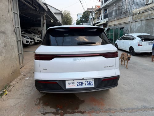 BYD sealion 5
