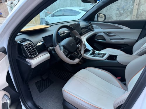 BYD sealion 5
