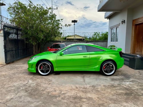 Celica ឆ្នាំ 2000 ឡាននៅសៀមរាប តំលៃដាច់