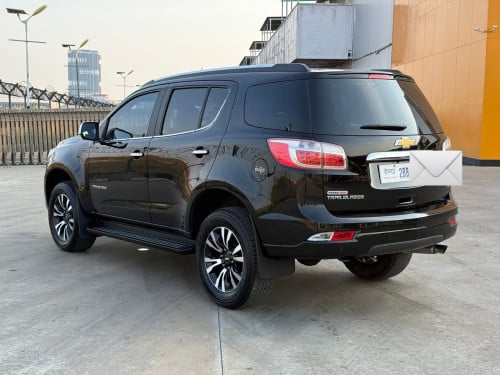Chevrolet Trailblazer Full option ស៊េរីឆ្នាំ 2019
