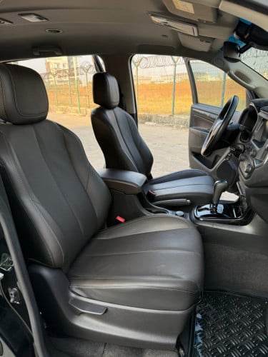 Chevrolet Trailblazer Full option ស៊េរីឆ្នាំ 2019
