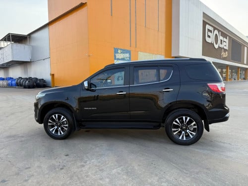 Chevrolet Trailblazer Full option ស៊េរីឆ្នាំ 2019