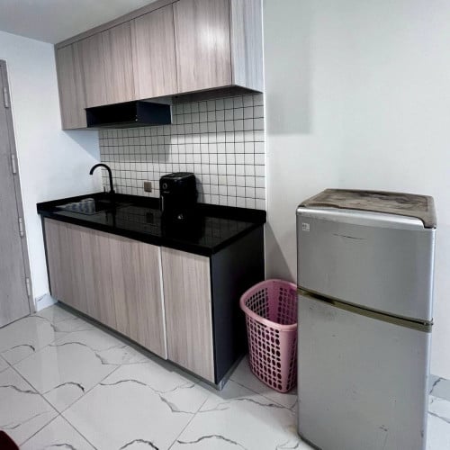 Condo 2bedrooms loft for sale at L tower 1