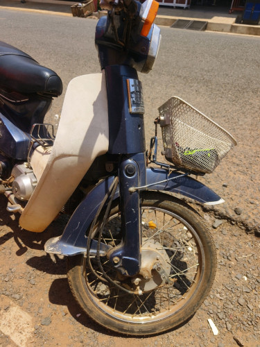 cub 90 ស្លាកលេខកាតគ្រី