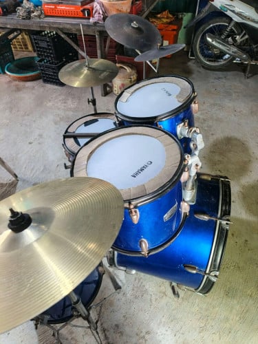 Drum set