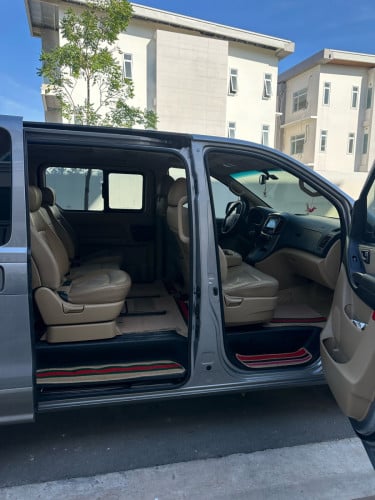 ឡានជួលបើកខ្លួនឯង Auto door 2019 starex H1