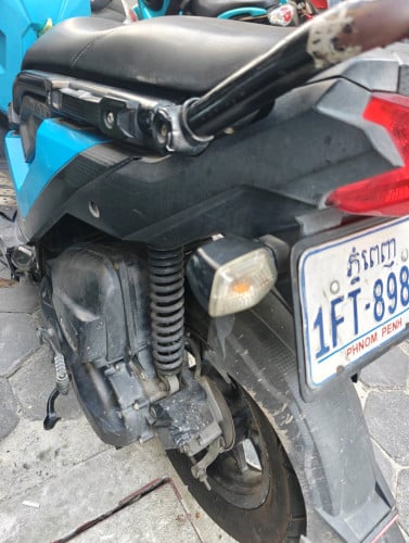 Honda Zoomer.X 016 have tax plate number