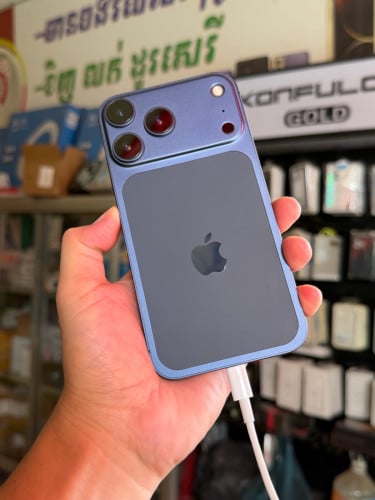 iPhone 11 ឡេីងសំបក 17Po ស្អាត99% / 128g
