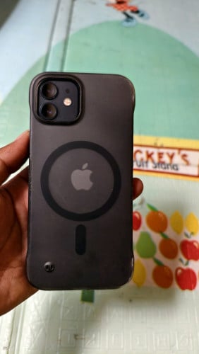 Iphone 12 128G ថ្មនៅសល់ 71%