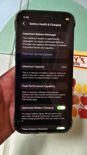 Iphone 12 128G ថ្មនៅសល់ 71%