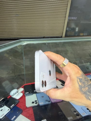iPhone 12 White LL/A HD64GB Phone Condition 97% 🔋88% , ម៉ាស៊ីនសានុំ
