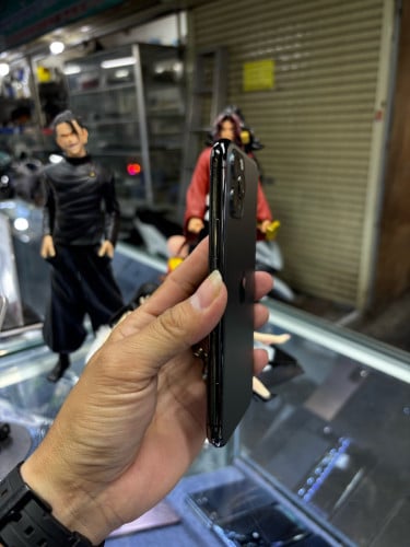 Iphone11Proតូច 64G Sim2 eSIM ម៉ាសុីនសានុំស្រុីន សឹកថាច់