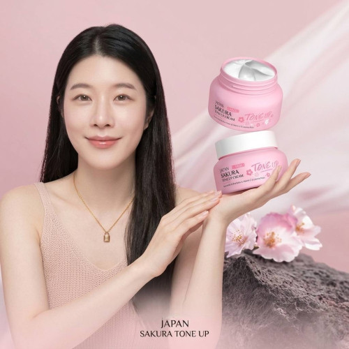 Japan Sakura tone up cream beauty without makeup (Lazy Cream)