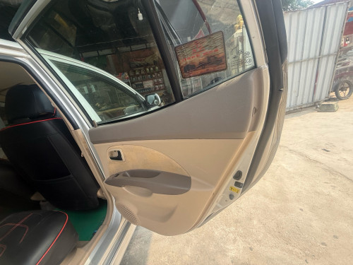 Kia Morning 06 Hfull ឡានស្អាតអត់បុកប៉ះឯកសារគ្រប់