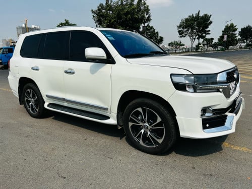 Landcruiser 09 up 021 (បង់រំលស់100%)