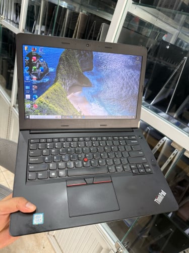 Lenovo thinkpad E470 (98%)