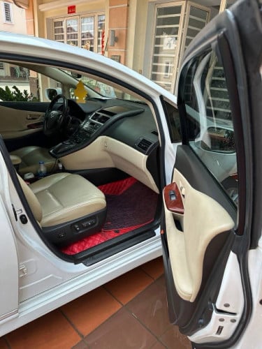 Lexus Hs250h 2010 Full សកាំម៉ៃ​ ក្នុងលឿង​ ម្ចាស់ដេីម​