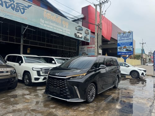 LEXUS LM350h 2025 VIP 4seat ថ្នាំហ្សុីន 1ជុំ 10000kmតិច តម្លៃល្អបង ឡាននៅថ្មីដូចខ្លាញ់គោ