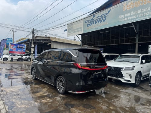 LEXUS LM350h 2025 VIP 4seat ថ្នាំហ្សុីន 1ជុំ 10000kmតិច តម្លៃល្អបង ឡាននៅថ្មីដូចខ្លាញ់គោ