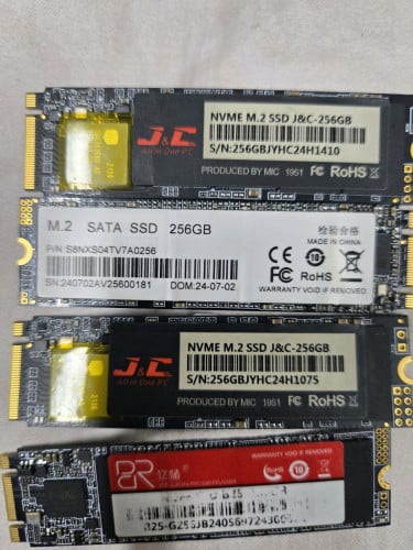 M2 256GB