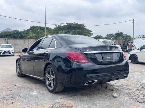 Mercedes Benz c 300 2015 AMG 8មុឺនmile