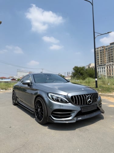Mercedes Benz coupe 300