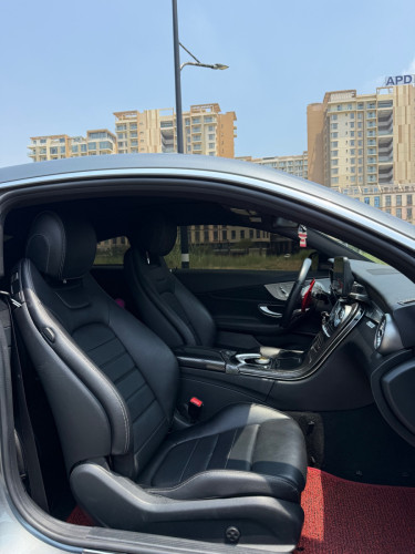 Mercedes Benz coupe 300