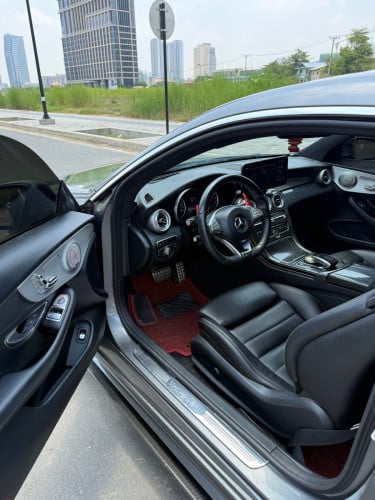 Mercedes Benz coupe 300
