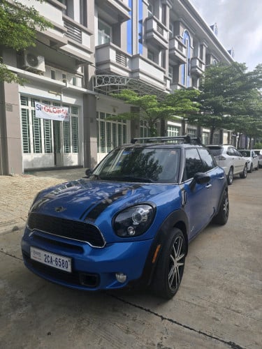 Mini cooper 2013 for rent