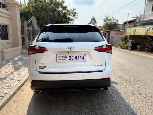 Nx200 F sport សុីនមួយជុំ សូម្បី​តែកាង​ គុជ3សុីន