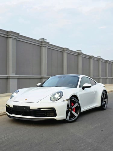 Porsches Carrera S ក្រដាសពន្ធថ្មី
