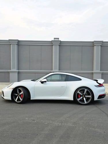Porsches Carrera S ក្រដាសពន្ធថ្មី