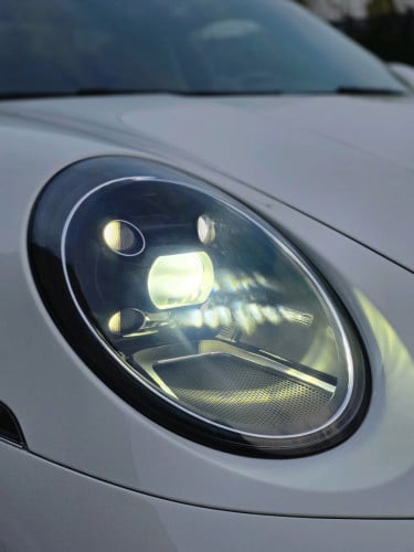 Porsches Carrera S ក្រដាសពន្ធថ្មី