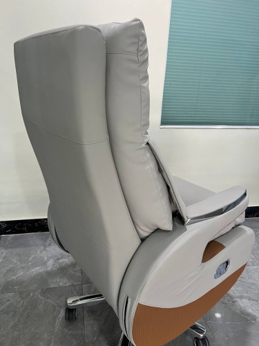 Premium boss chair