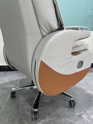 Premium boss chair