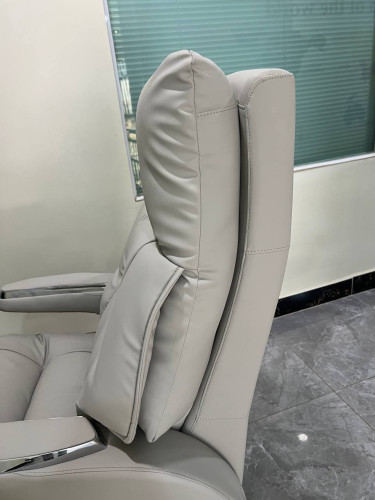 Premium boss chair