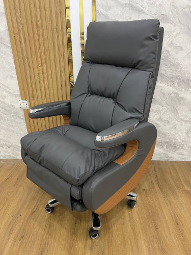 Premium boss chair