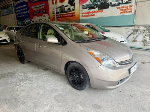 Prius 05 full options
